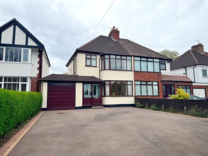 3 Bedroom Semi Detached House For Sale In Wimborne Road, Wednesfield, Wolverhampton, WV10