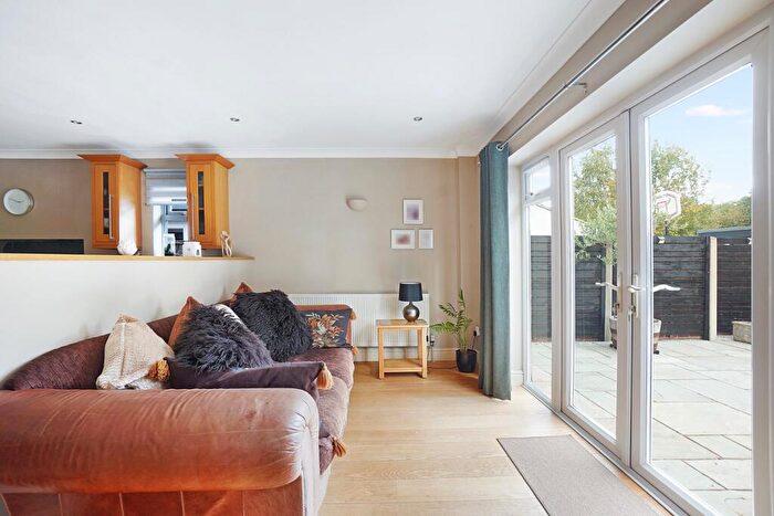4 Bedroom Detached House For Sale In Bredhurst Road, Wigmore, ME8