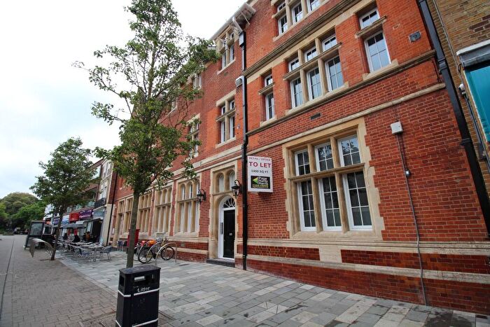 1 Bedroom Apartment To Rent In The Old Post Office Maidenhead Berkshire, SL6