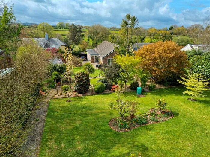 4 Bedroom Detached Bungalow For Sale In Trefinnick Road, Bray Shop, Callington, PL17