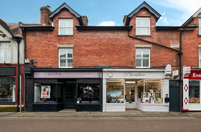 3 Bedroom Maisonette To Rent In Church Street, Romsey, Hampshire, SO51