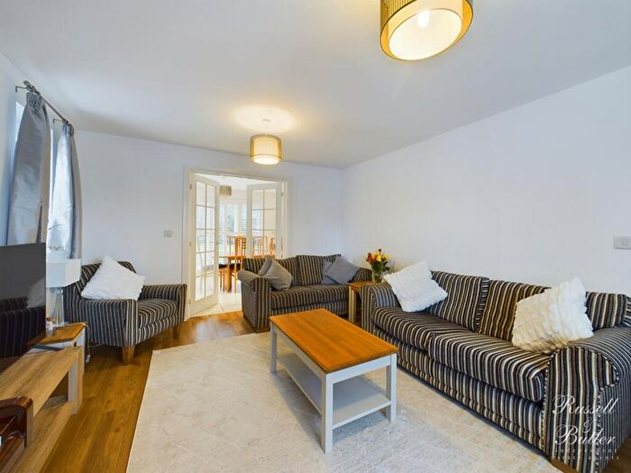 4 Bedroom Detached House For Sale In Toll Gate Street, Tingewick, MK18