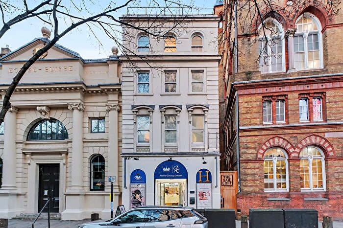 1 Bedroom Flat To Rent In Endell Street (), Covent Garden, London, WC2H