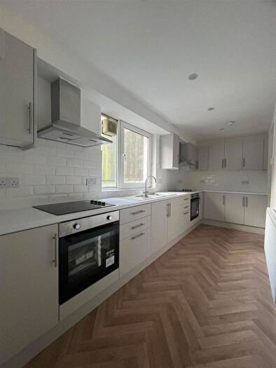 7 Bedroom Terraced House To Rent In High Street, Rhymney, Tredegar, NP22