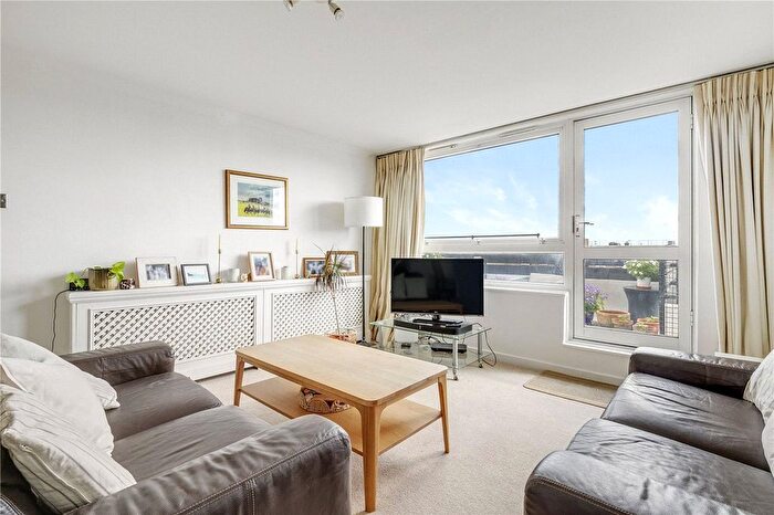 2 Bedroom Flat To Rent In Ranelagh Gardens, London, SW6