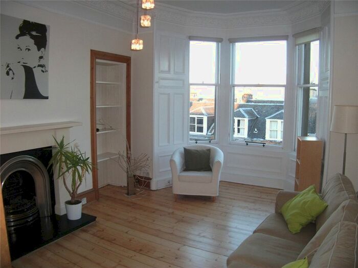 2 Bedroom Flat To Rent In Leamington Terrace, Edinburgh, EH10