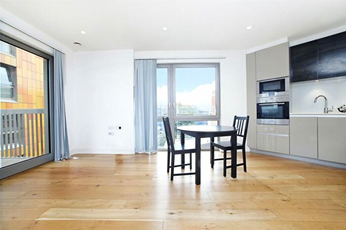 2 Bedroom Apartment To Rent In Bywell Place, London, E16