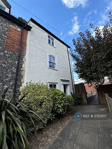 3 Bedroom End Of Terrace House To Rent In Stonemasons Court, Norwich, NR3