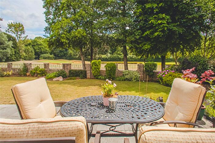 4 Bedroom Detached House For Sale In Brettingham Gate, Broome Manor, Swindon, SN3