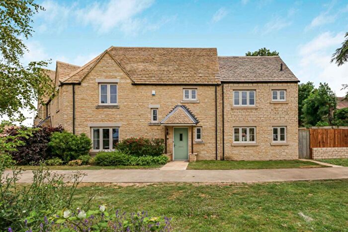 4 Bedroom End Of Terrace House For Sale In Field View Lane, Witcombe, GL3