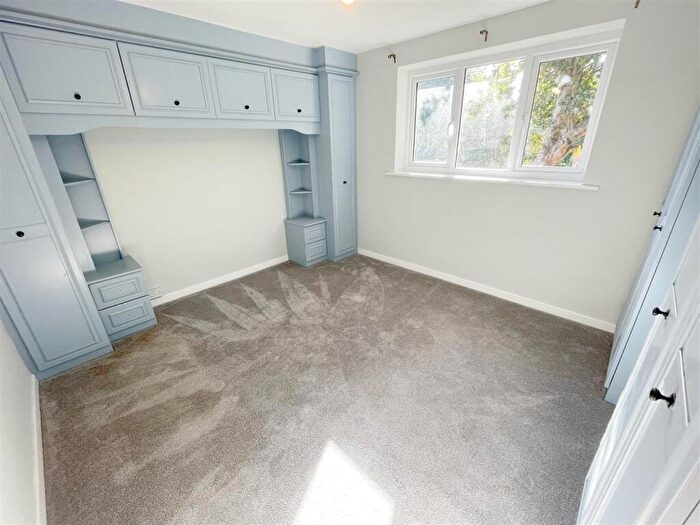 2 Bedroom Bungalow To Rent In Hollyfield, Gresford, Wrexham, Clwyd, LL12