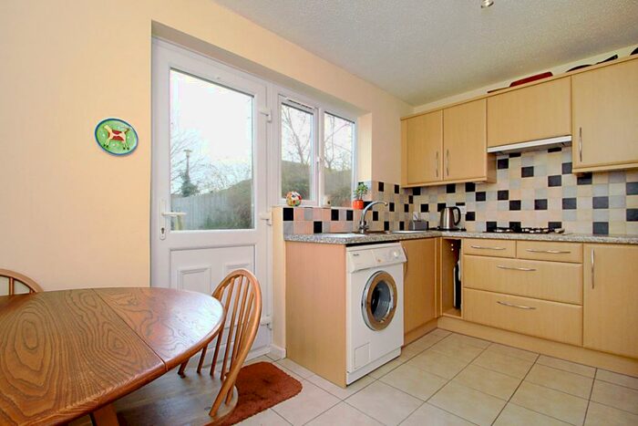 2 Bedroom End Of Terrace House To Rent In Great Close Road, Yarnton, OX5