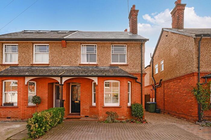 2 Bedroom Semi-Detached House To Rent In Hogshill Lane, Cobham, KT11
