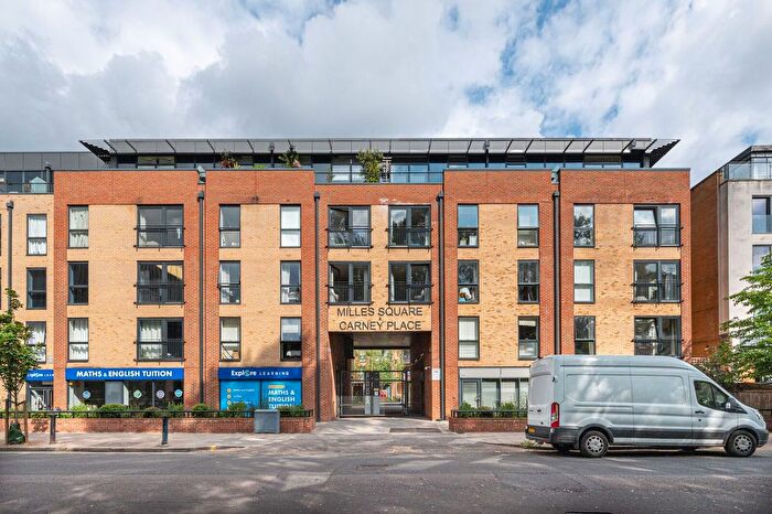 1 Bedroom Flat To Rent In Carney Place, Brixton, London, SW9