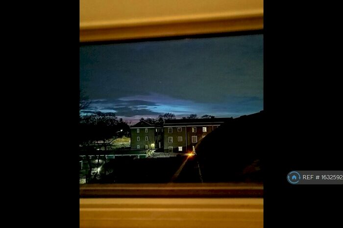 1 Bedroom Maisonette To Rent In Wycherley Close, London, SE3