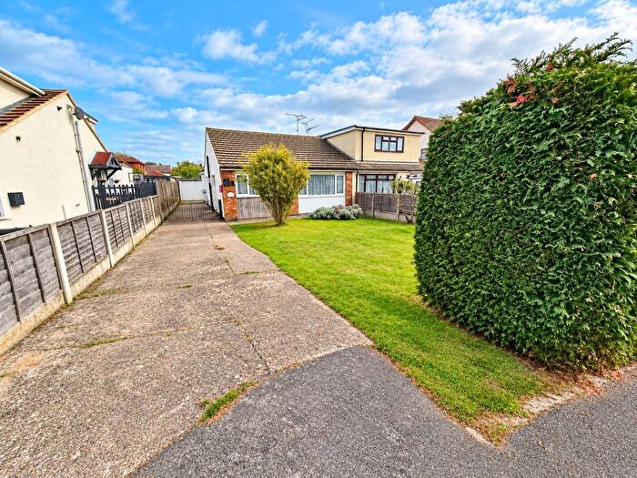 3 Bedroom Semi Detached Bungalow For Sale In Abbey Road, Hullbridge, Hockley, Essex, SS5
