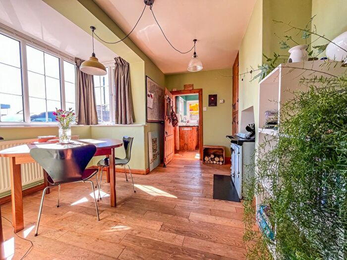 2 Bedroom Semi-detached House For Sale In Ninfield Road, Bexhill-On-Sea, TN39