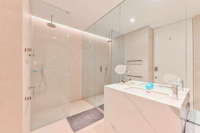 Studio To Rent In Park Drive, Tower Hamlets, London, E14