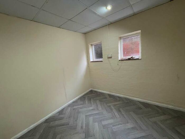 5 Bedroom Detached House To Rent In The Slieve, Handsworth Wood, B20