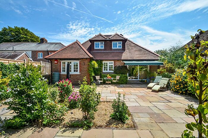 4 Bedroom Detached House For Sale In Forestside, Rowland's Castle, PO9