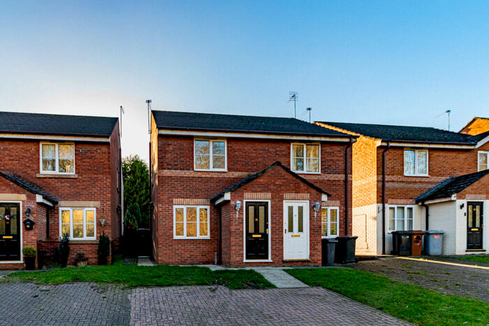 2 Bedroom Semi-Detached House To Rent In Brookdale Park, Crewe, CW2