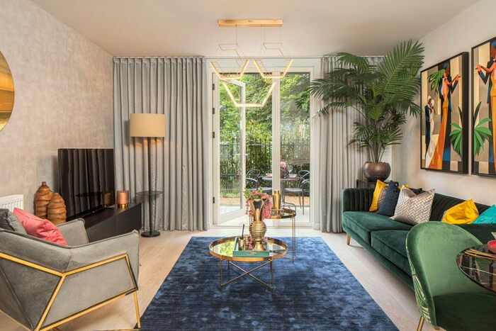 Studio For Sale In Hayes Village, Hayes, UB3