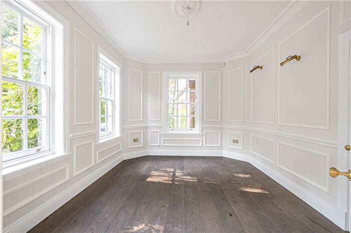 5 Bedroom Detached House To Rent In Newlands, Aldershot Road, Guildford, Surrey, GU3