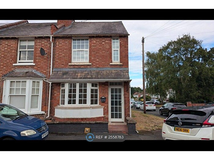 3 Bedroom End Of Terrace House To Rent In Avon Street, Warwick, CV34