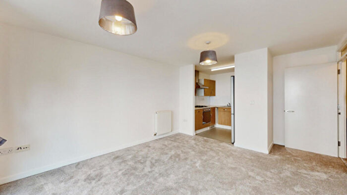 1 Bedroom Flat For Sale In Abbotts Wharf, Stainsby Rd, London, E14