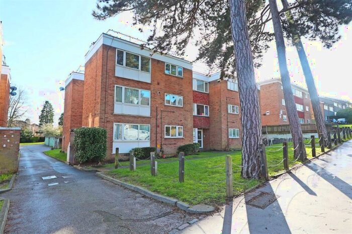 2 Bedroom Apartment To Rent In Fairhaven Court, Warham Road, South Croydon, CR2