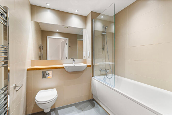 2 Bedroom Flat To Rent In Fizzy Lewisham, Brick Kiln Two, Lewisham, SE13