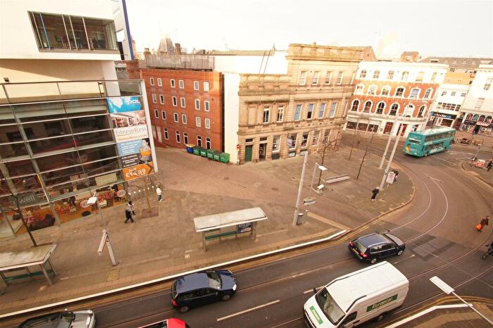 2 Bedroom Apartment To Rent In One Fletchergate, NG1