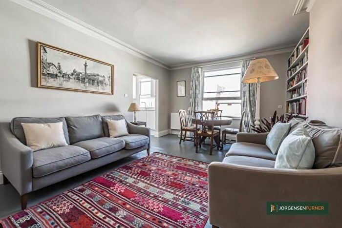 2 Bedroom Flat To Rent In Blythe Road, Brook Green, W14