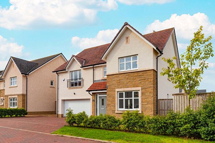 5 Bedroom Detached House For Sale In Heathcliff Drive, Jackton, Glasgow, G75