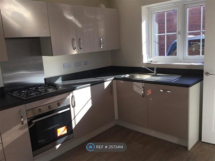2 Bedroom Semi-Detached House To Rent In Foxby Mews, Gainsborough, DN21