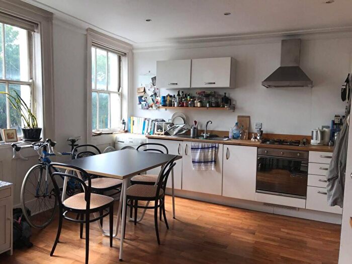 1 Bedroom Flat To Rent In Hackney Road, London, E2