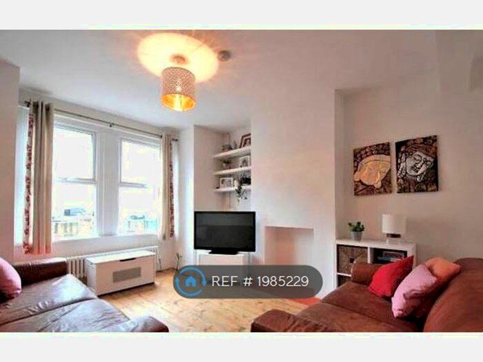 4 Bedroom Terraced House To Rent In Framfield Road, London, W7