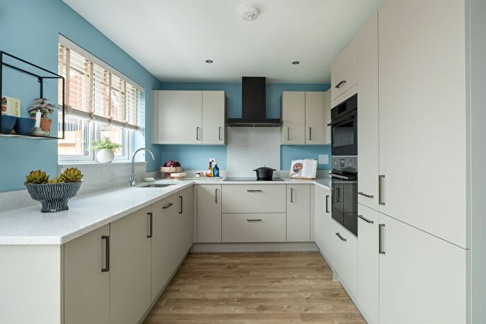 3 Bedroom Semi-Detached House For Sale In Green Lane, Bovingdon, Hemel Hempstead, HP3