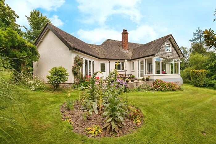 4 Bedroom Bungalow For Sale In The Street, Axminster, EX13