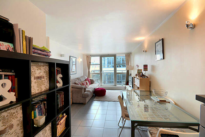 1 Bedroom Flat To Rent In Sanctuary Street, Borough, SE1