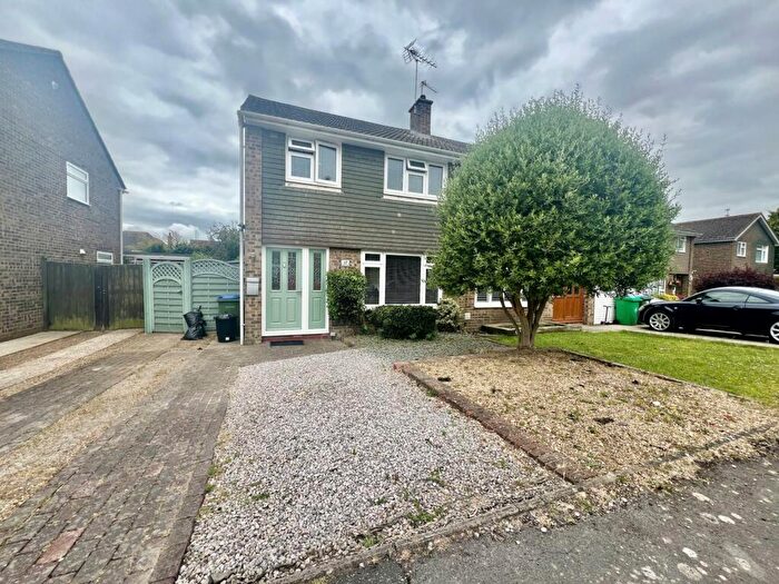 3 Bedroom Semi-Detached House To Rent In Poulner Close, Felpham, PO22