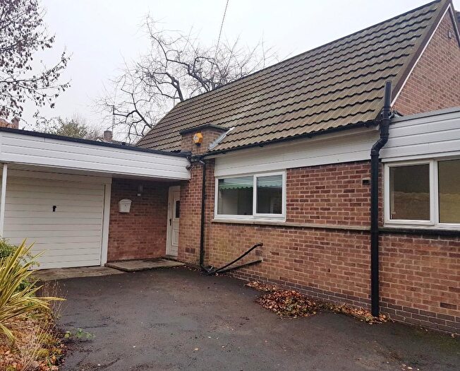 4 Bedroom Detached House To Rent In The Crescent, Alexandra Park, Nottingham, NG3