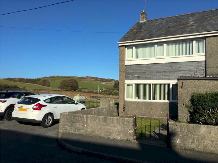 3 Bedroom End Of Terrace House For Sale In Bro Prysor, Trawsfynydd, Blaenau Ffestiniog, Bro Prysor, LL41