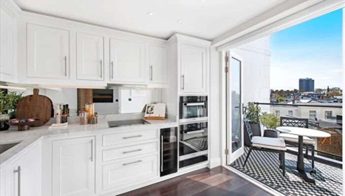 2 Bedroom Flat To Rent In Prince Of Wales Terrace, London, W8