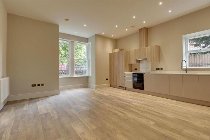 3 Bedroom Flat For Sale In Grove Road South, Southsea, PO5