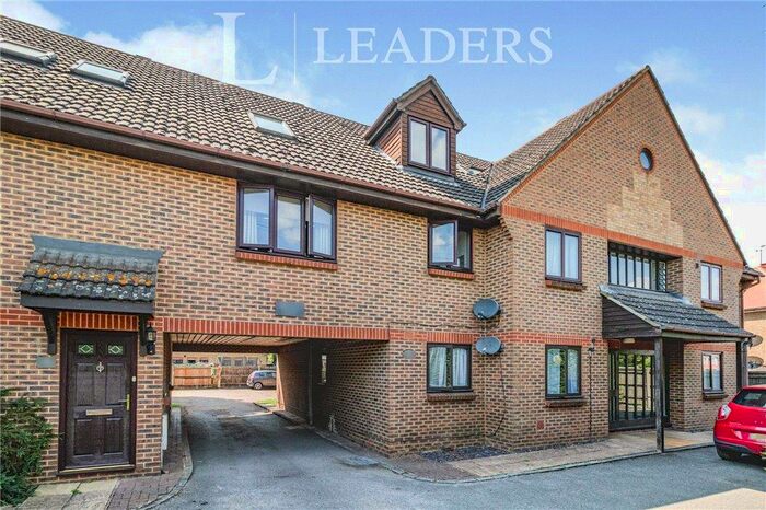1 Bedroom Apartment To Rent In Farm Road, Esher, KT10
