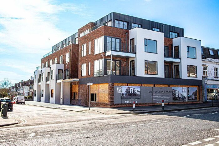 2 Bedroom Flat For Sale In Southchurch Road, Southend-On-Sea, SS1