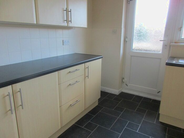 3 Bedroom Semi Detached House To Rent In Essex Drive, Kidsgrove, Stoke