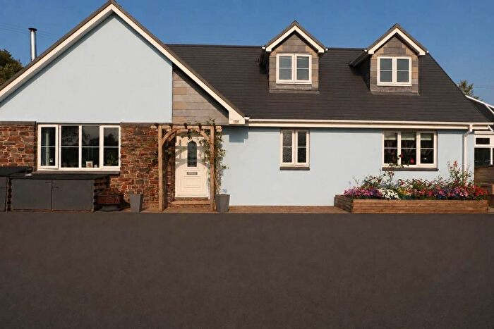4 Bedroom Detached House For Sale In Ponterwyd, Aberystwyth, SY23