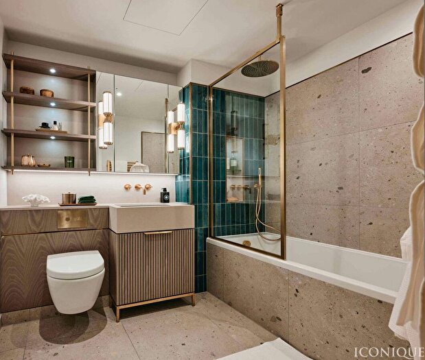 2 Bedroom Flat For Sale In Chalk Farm Road, London, NW1